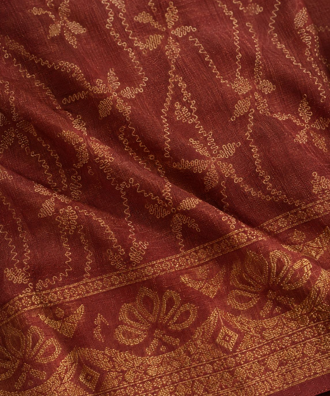 Rosewood Gold Saree - Image 2
